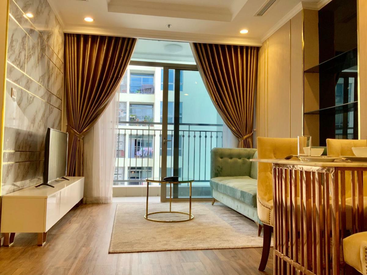 img cozy luxury 5 star condo in vinhomes central park ho chi minh city 1